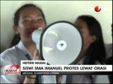 Guru Dipecat, Siswa siswi Menangis Histeris