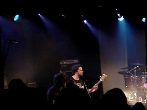 trois accords - laisse moi (maroquinerie)