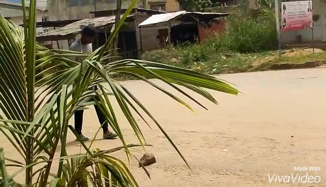 blagues à mourir de rire caméra cachée les Africains aime trop l'argent