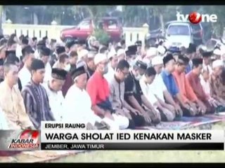 Salat Ied di Lapangan, Warga Jember Kenakan Masker