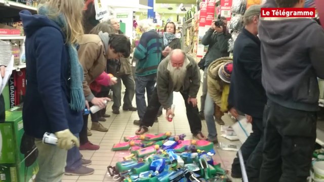 Lorient. Les Faucheurs volontaires au K2