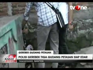 Digerebek Polisi, Pemilik Gudang Petasan Menangis