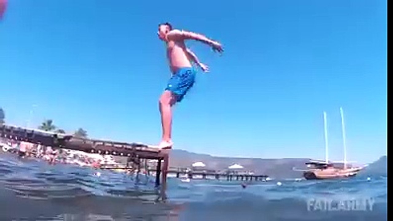 FAIL Il lâche un flip sur la tête de son pote.