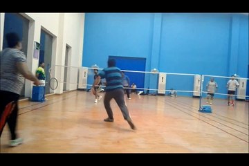 SYED WAQAR MOEEN PLAYING BADMINTON IN LDA LHR