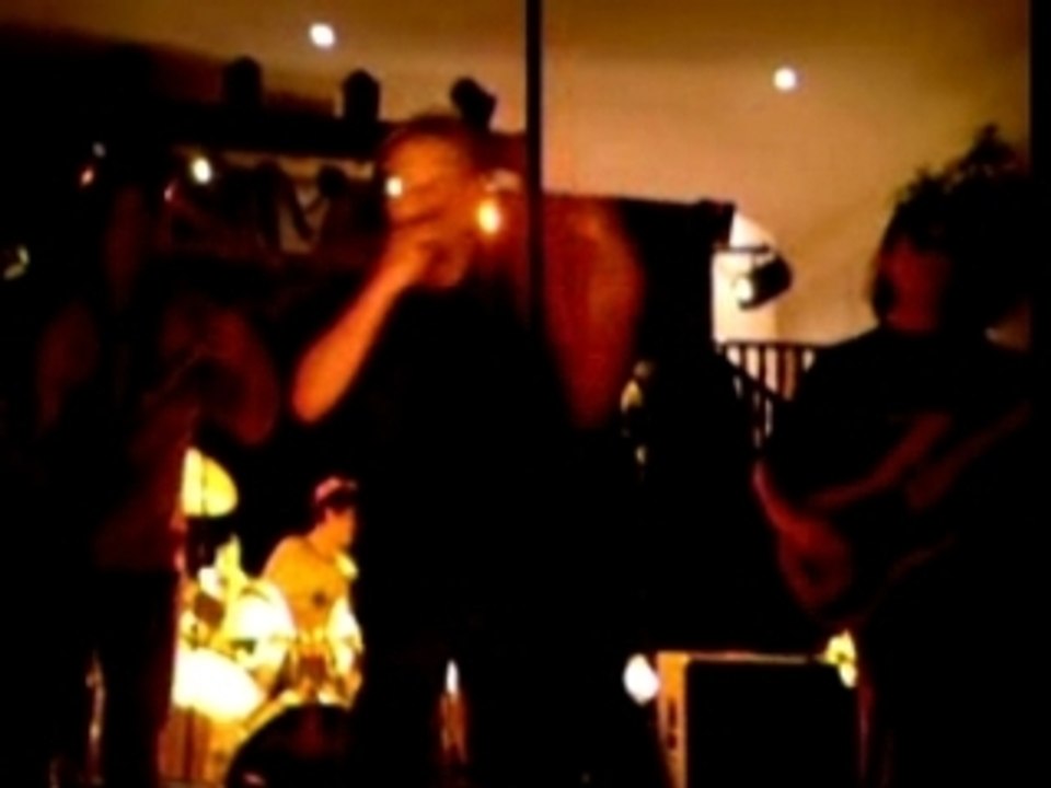 26.05.2007 KINKY BROWN au casino (3)