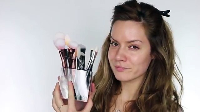 Shimmering Sultry Eye MakeUp For Valentines Day Shonagh Scott ShowMe MakeUp