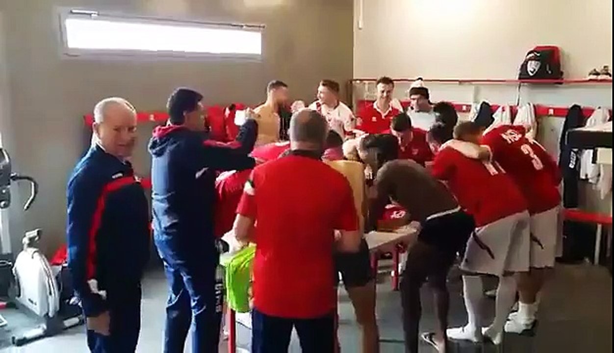 CFA 2  La joie dans les vestiaires après la victoire contre Bastia 4 à 1 19 03 2016