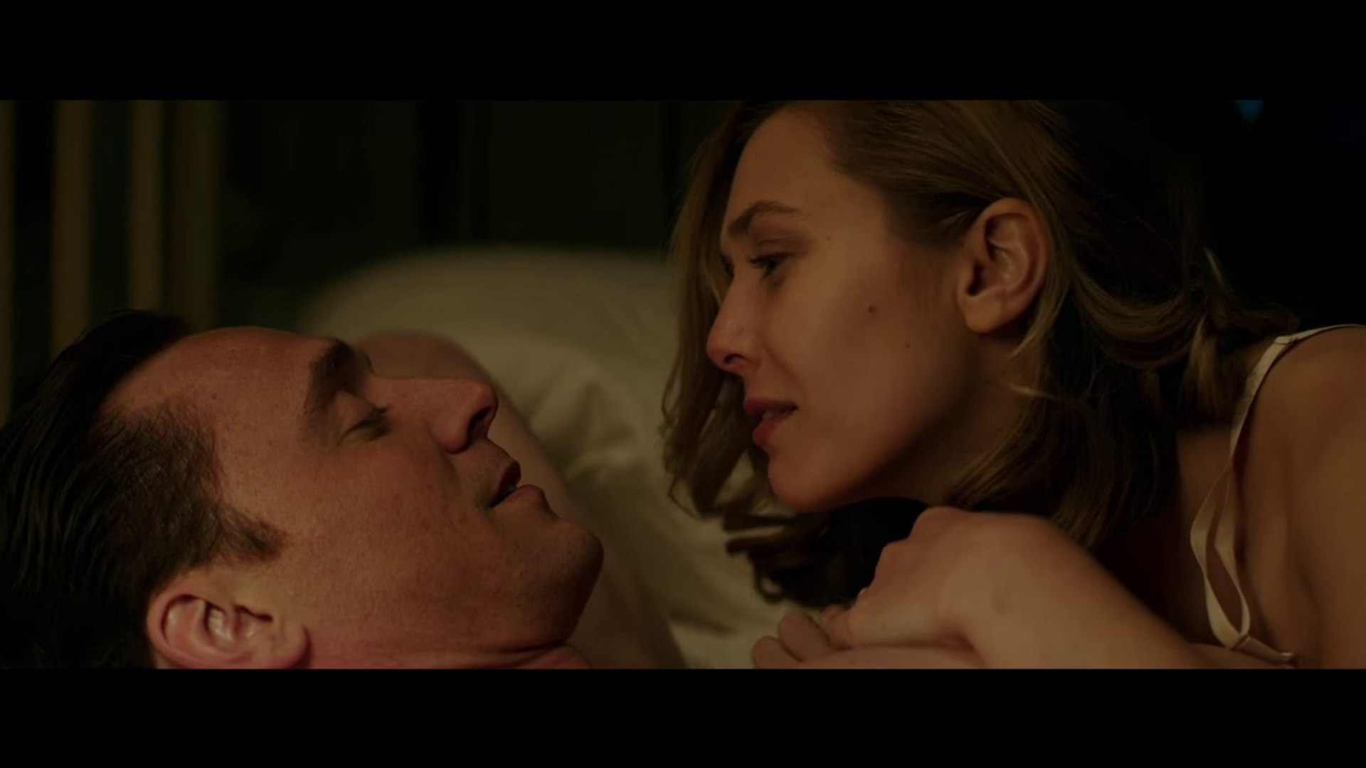 Elizabeth olsen love scene