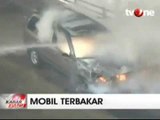 Mobil SUV Terbakar di Kolong Tol Ancol