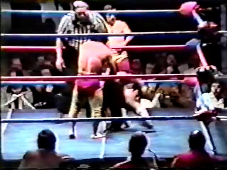 Lord Littlebrook and Little Coco vs Little Tokyo and Johnny Reb