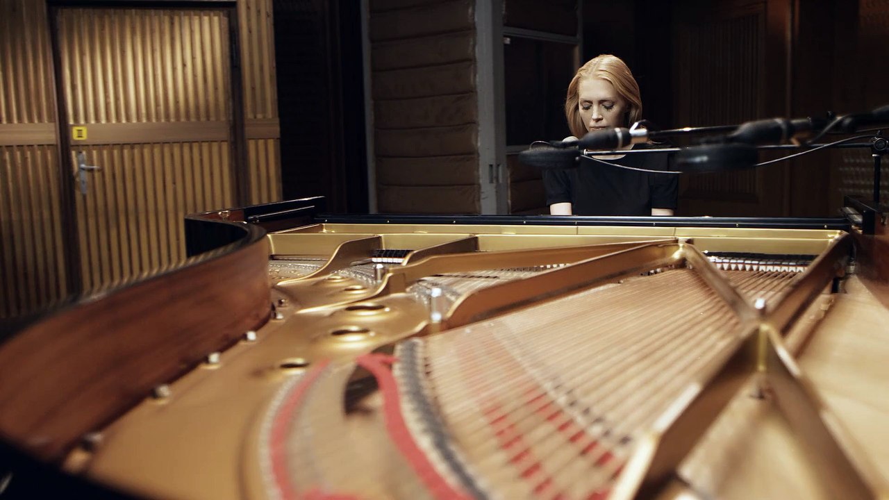 Alexa Feser – Dezemberkind (Unplugged)