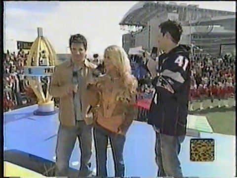 Nick & Vanessa Lachey, Jessica Simpson Rock n Jock Halftime