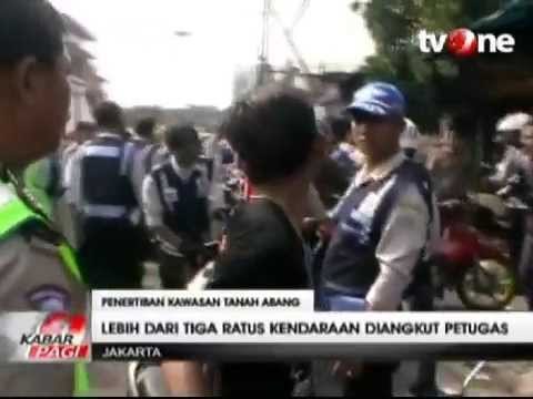 Razia Parkir Liar di Pasar Tanah Abang Diwarnai Kericuhan