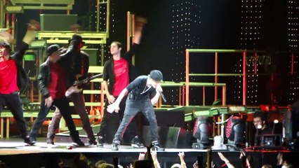 Justin Bieber HD - Want to be Starting Something & Walk This Way (Hartford CT)