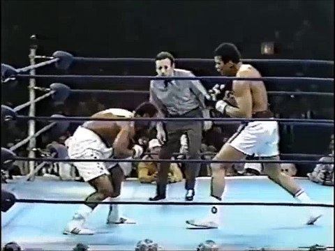 Muhammad Ali vs Joe Frazier II (Highlights) Legendary Boxing