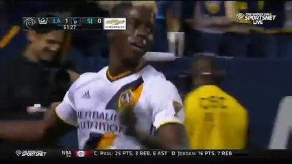 GOAL: Gyasi Zardes doubles up San Jose for a 2-0 Galaxy lead! - LA Galaxy vs. San Jose Earthquakes - MLS 19/03/2016