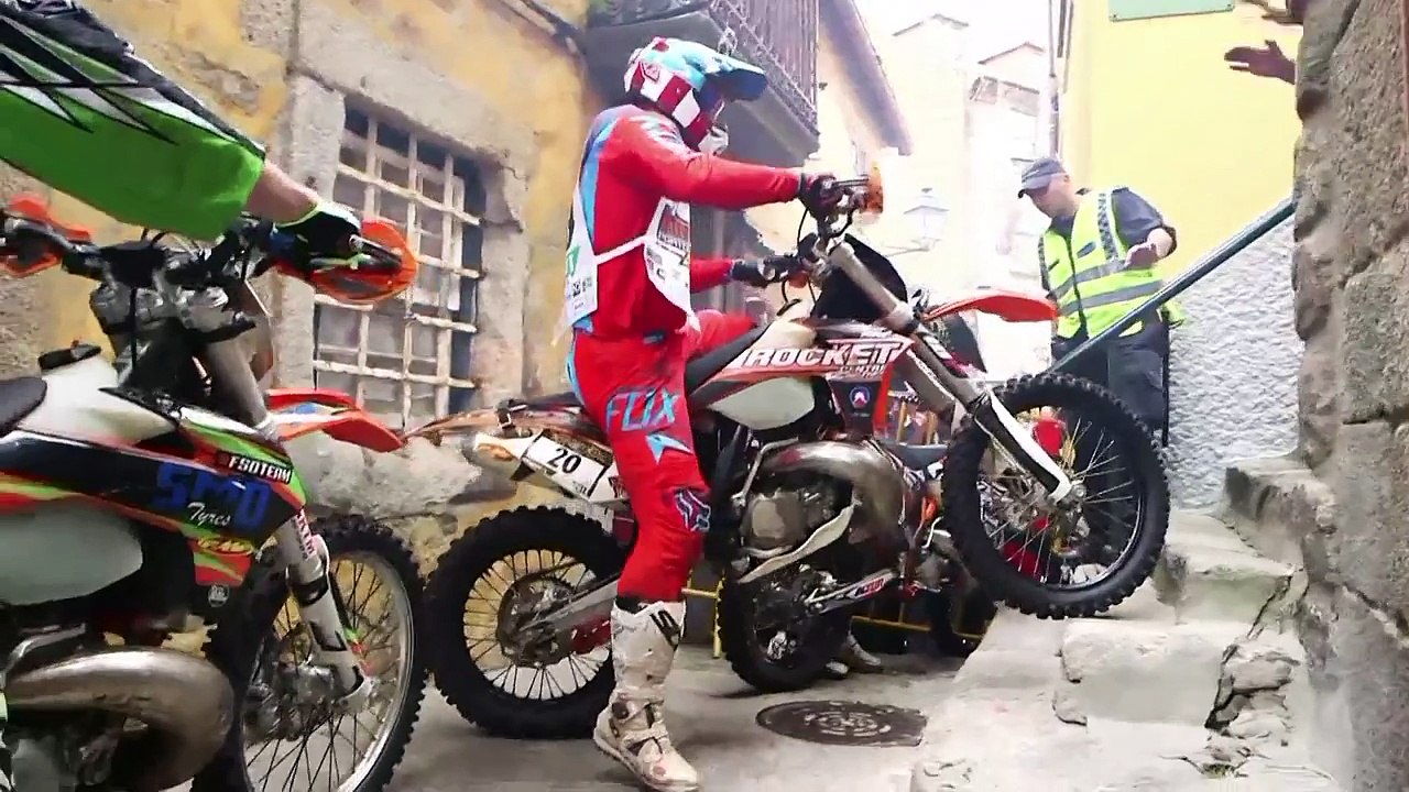Hard Enduro Racing Through the City Extreme XL Lagares Day 1