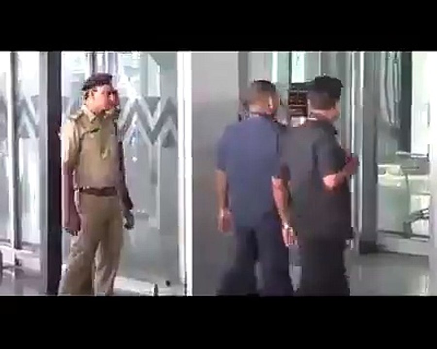 Check out Protocol and Dabang style of Imran Khan in India