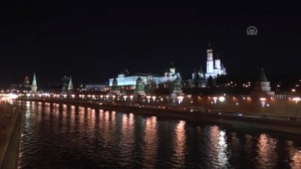 Dünya Saati" Etkinliği - Kızıl Meydan'da Işıklar Kapatıldı