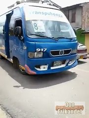 Maton en contravia, Medellin, Colombia.