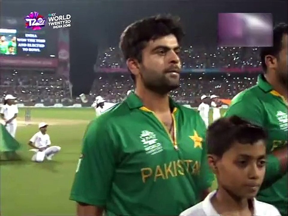 National Anthem sung wrong by Shafqat Amant Ali Khan