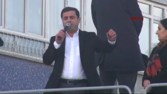 Van- Selahattin Demirtaş Van'daki Mitingde Konuştu -1