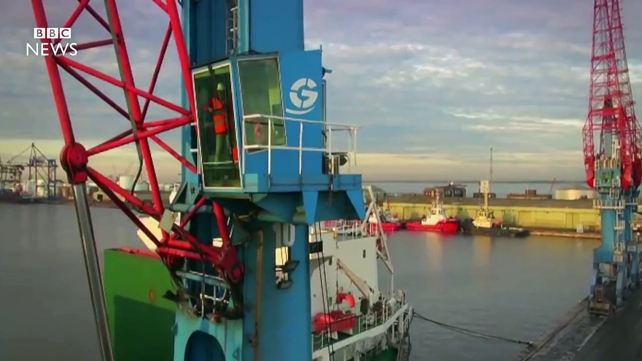 Birds eye view of Britains sea cities - BBC News