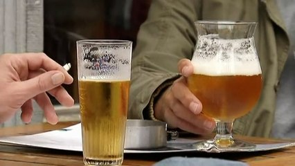 March Funny Whatsapp video Woman steals beer under her skirt