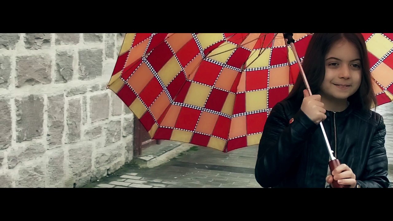 Ebrulimuharrem ft. Lider  - Yağmur Yağar İnceden (official video) [FULL HD]