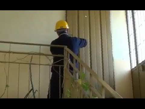 Aversa (CE) - Miracolo alle Palazzine, torna in funzione l'ascensore (19.03.16)