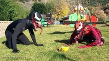 Spiderman Villains Venom vs Carnage w/ M&Ms Candy - Real Life Superhero Movie