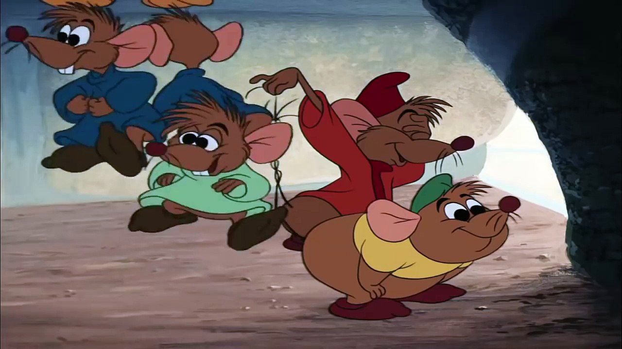 Cinderella - Breakfast time ! HD