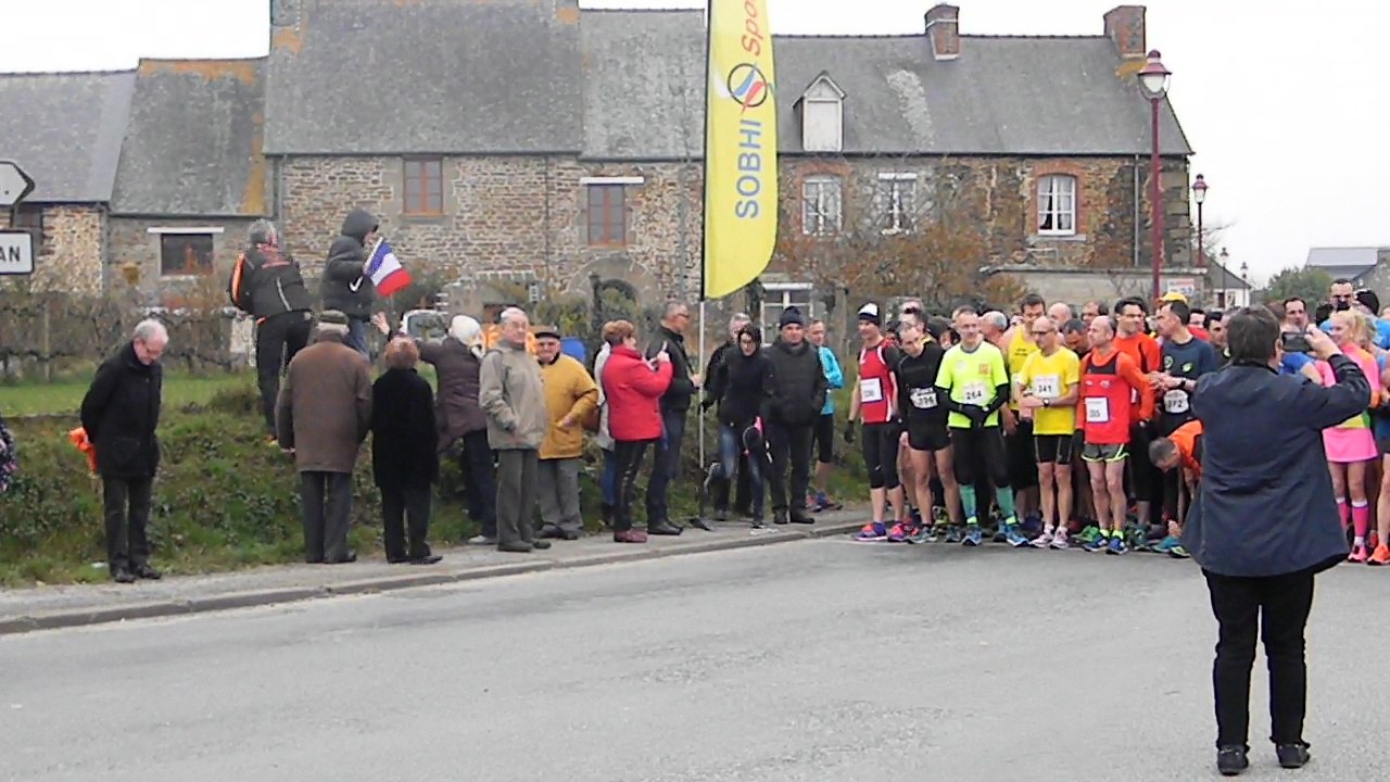 KILLIAN donne le départ des 14èmes foulées Rozéennes