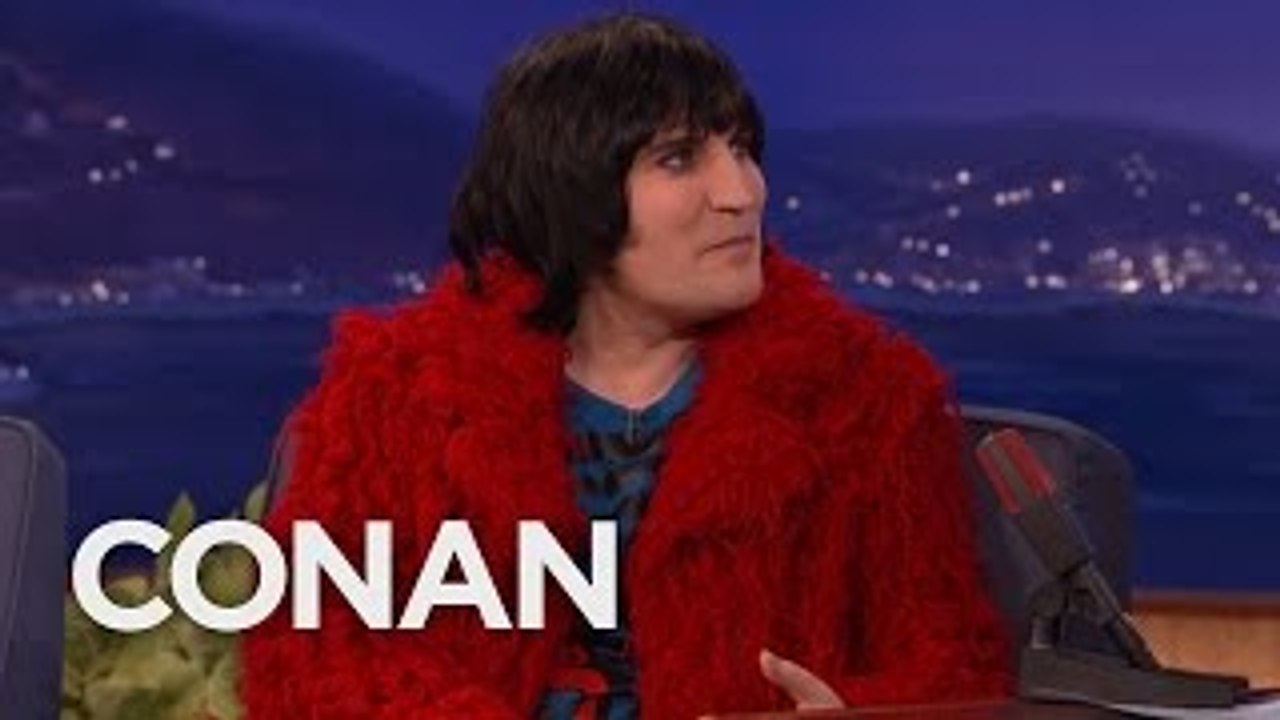 Noel Fielding Got Drunk & Worked In A Vintage Shop - CONAN on TBS