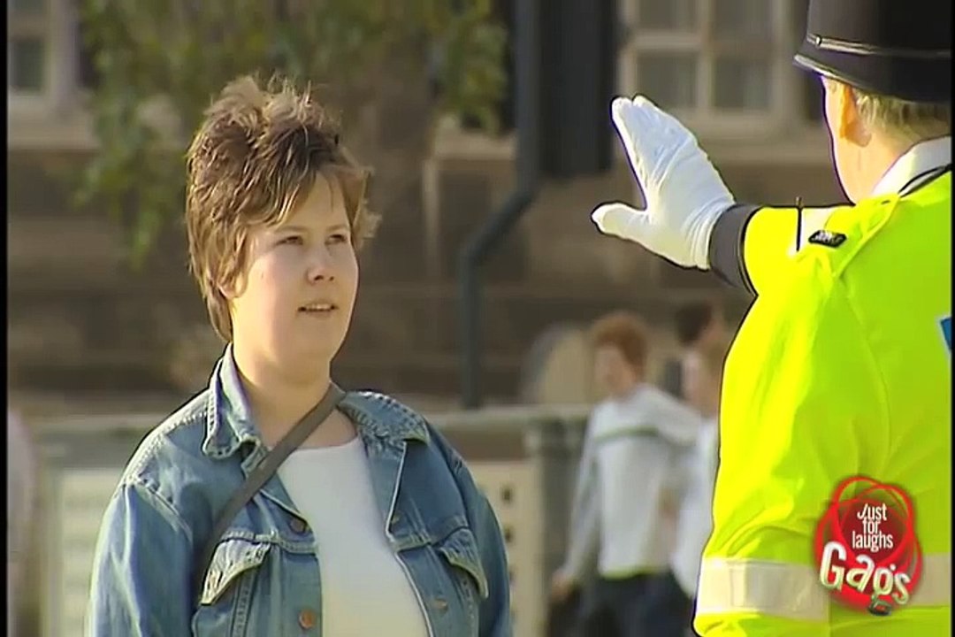 Daily Laughs_Stopped By Cop Prank