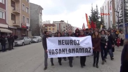 Eskişehir'de 'Nevruz Yasaklanamaz' Yürüyüşü