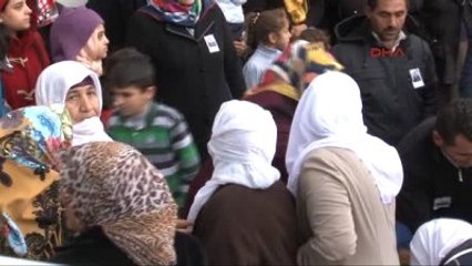 Diyarbakır Nusaybin Şehidi Diyarbakır'da Son Yolculuğuna Uğurlandı 1-