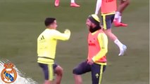 La curiosa celebración de Sergio Ramos ante Lucas Vázquez