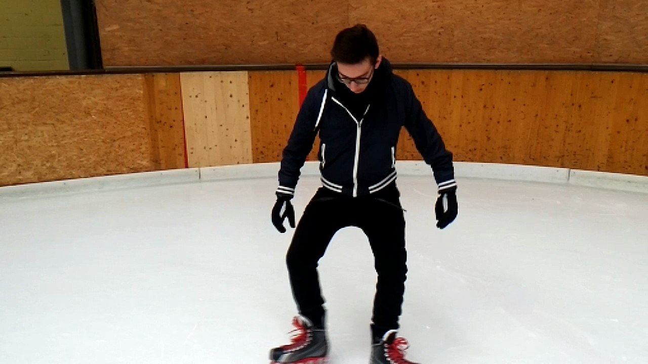 Somekindoficeskating