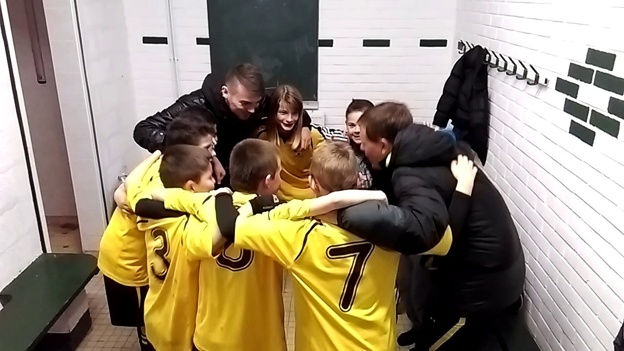 Cri de guerre U11 première version !