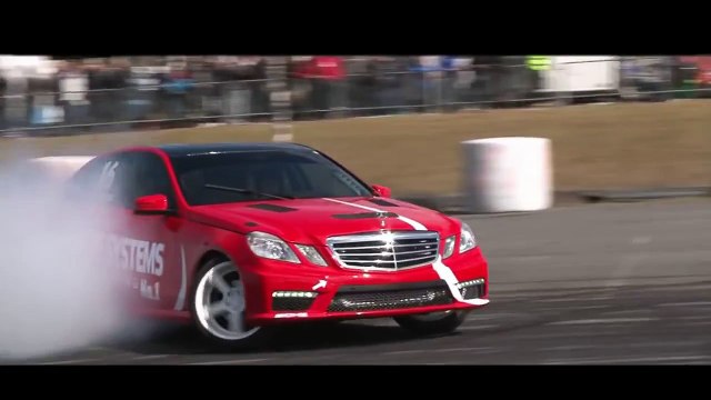 Mercedes Benz E63 AMG W212 Drift