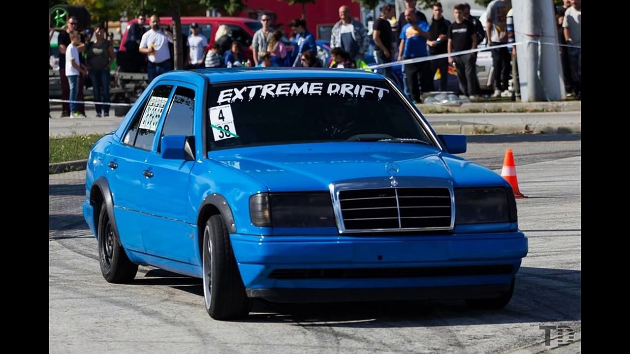 Mercedes Benz W124 Drift