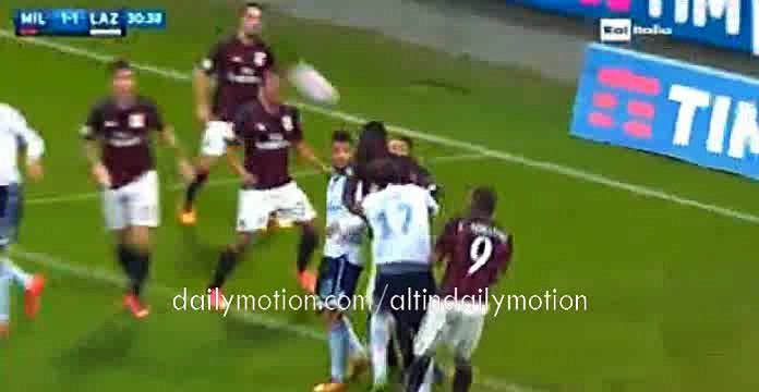 Carlos Bacca Amazing Chance to Score - AC Milan vs Lazio - Serie A - 20.03.2016