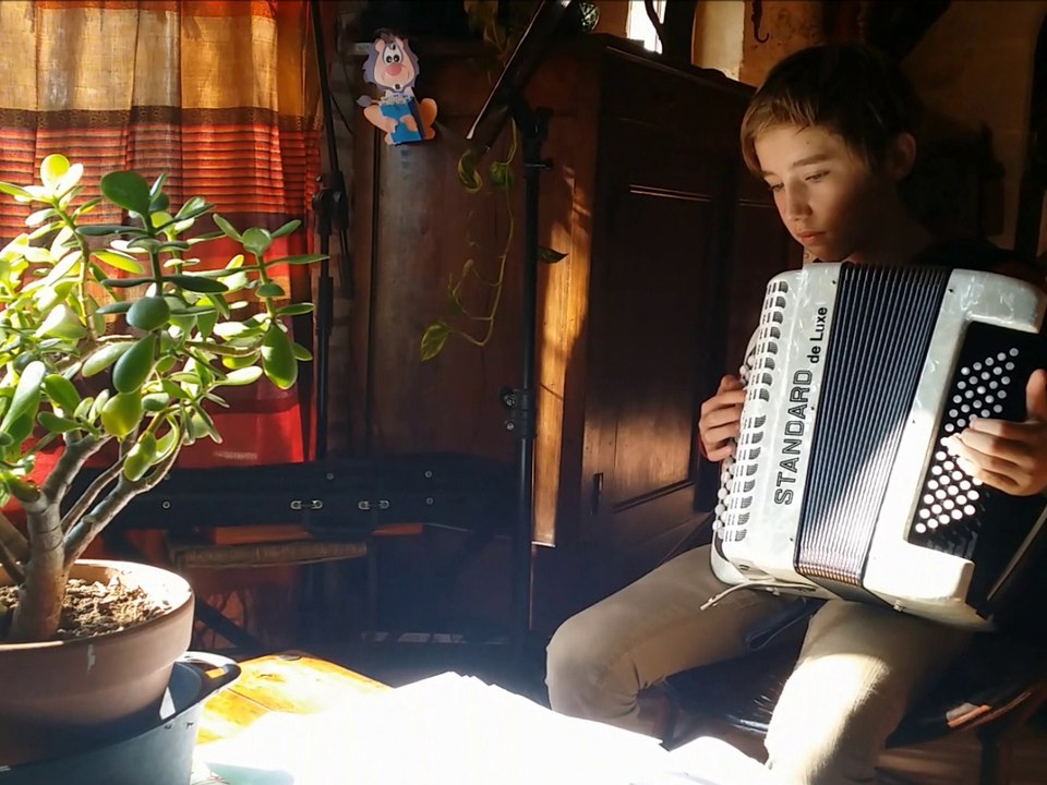 Louis 12 ans - accordéon 2016