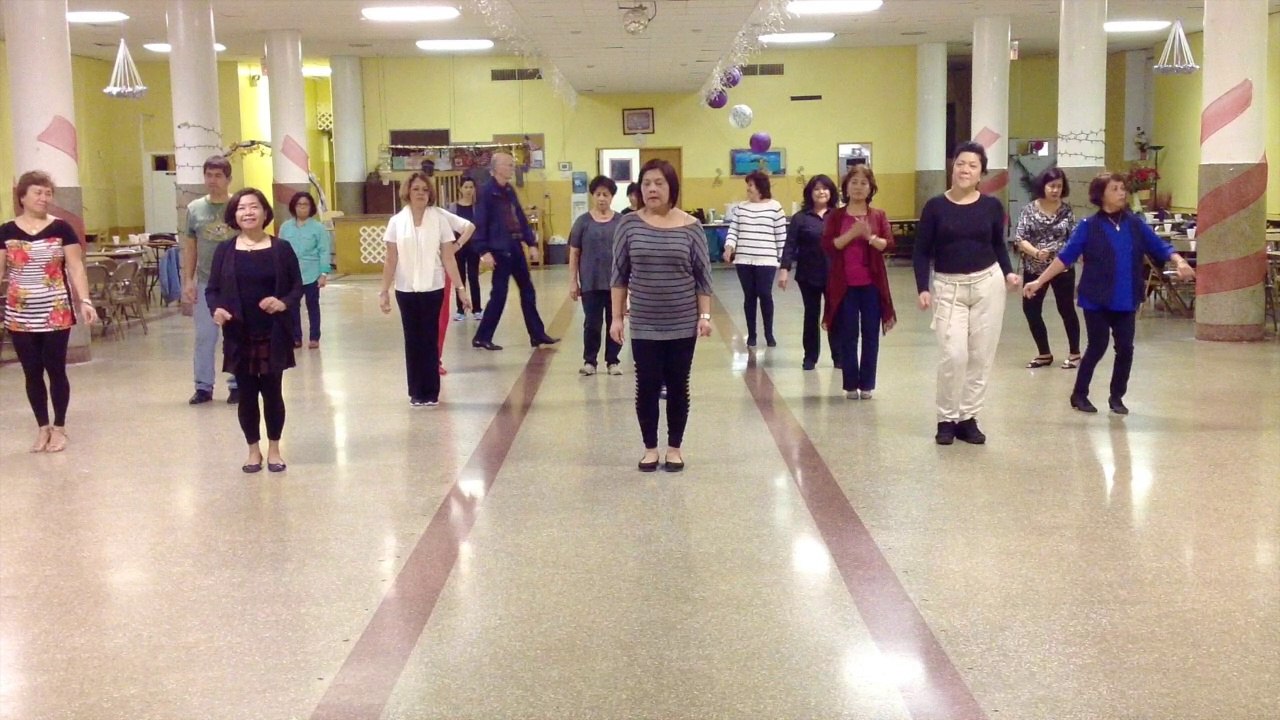 Elvis Shuffle Line Dance