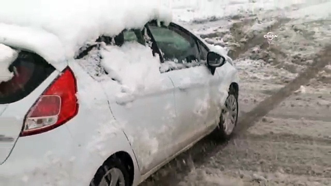 Bitlis Nevruz'a karla girdi