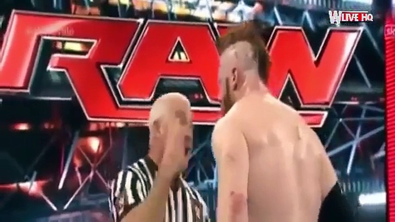 WWE RAW Roman Reigns vs Sheamus January 4, 2016