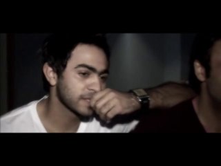 بكاء تامر حسني وهو يسمع أمي ثم أمي داخل الأستوديو