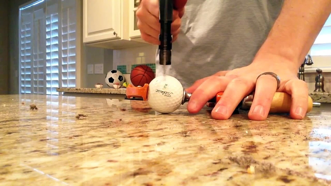 What's inside a Golf Ball?