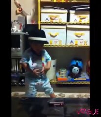 Funny Baby - Super Funny Dances Of Baby - Những Điệu Nhảy Ngộ Nghĩnh Của Trẻ